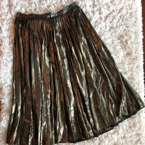 Gold Lamé Pleated skirt - Ann Taylor
